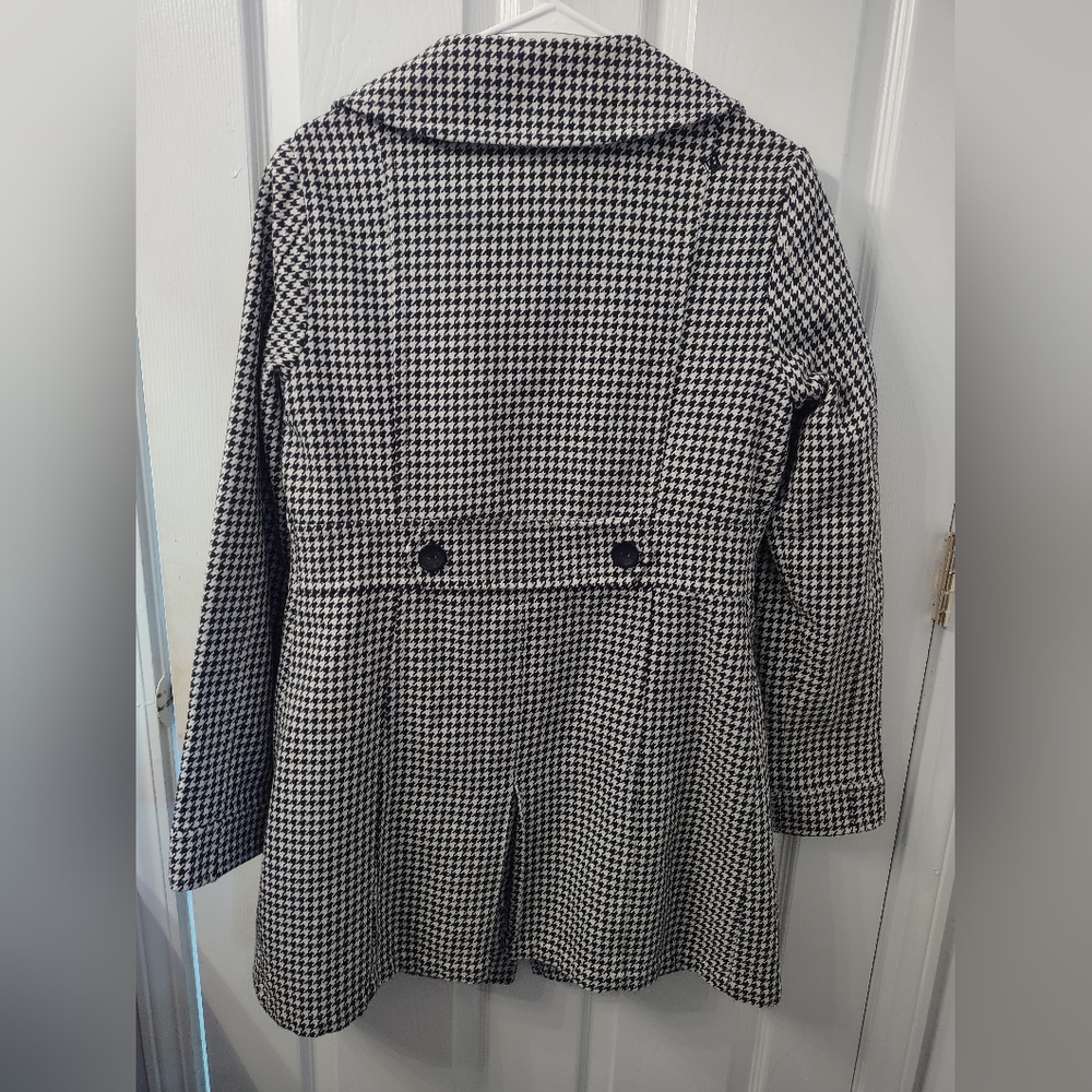 Volcom Pea Coat - Picture 4 of 5